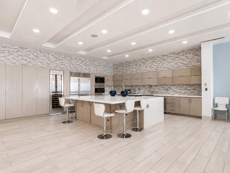 Gourmet kitchen island at Villa Lands End